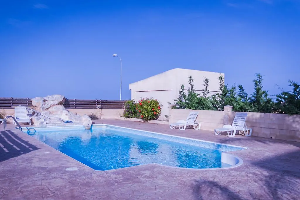 Garden Art Apartment Perivolia