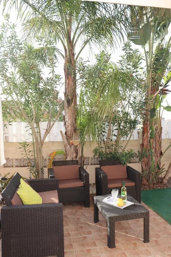 Garden Art Apartment Perivolia